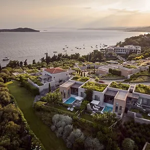 ***** Feriested Eagles - Small Luxury Of The World Grækenland