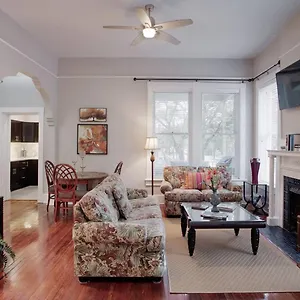 420waldburg A - Modern Apt With Southern Charm Blocks From Forsyth USA